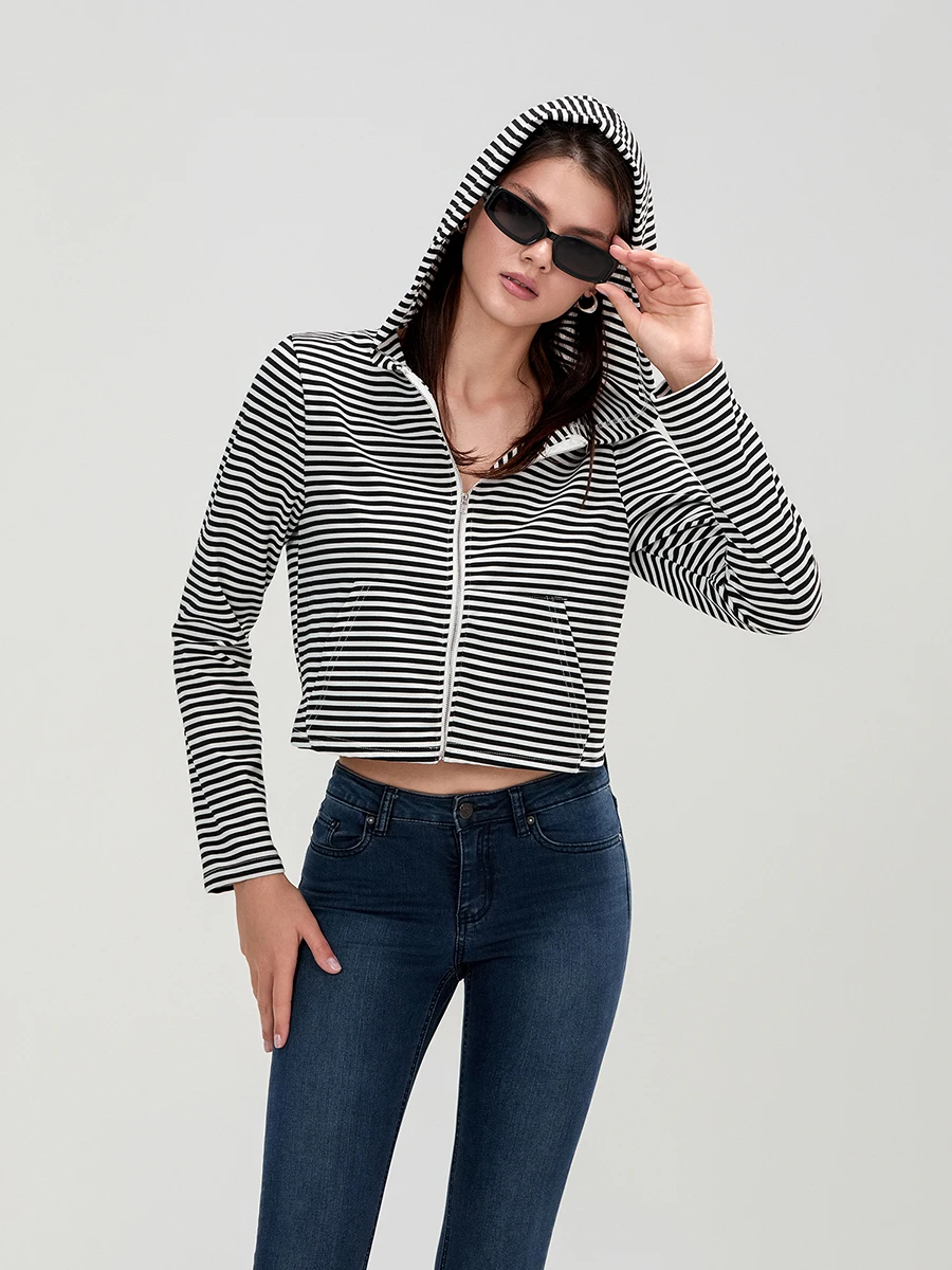 Женские осенние толстовки с капюшоном в полоску и длинными рукавами укороченное