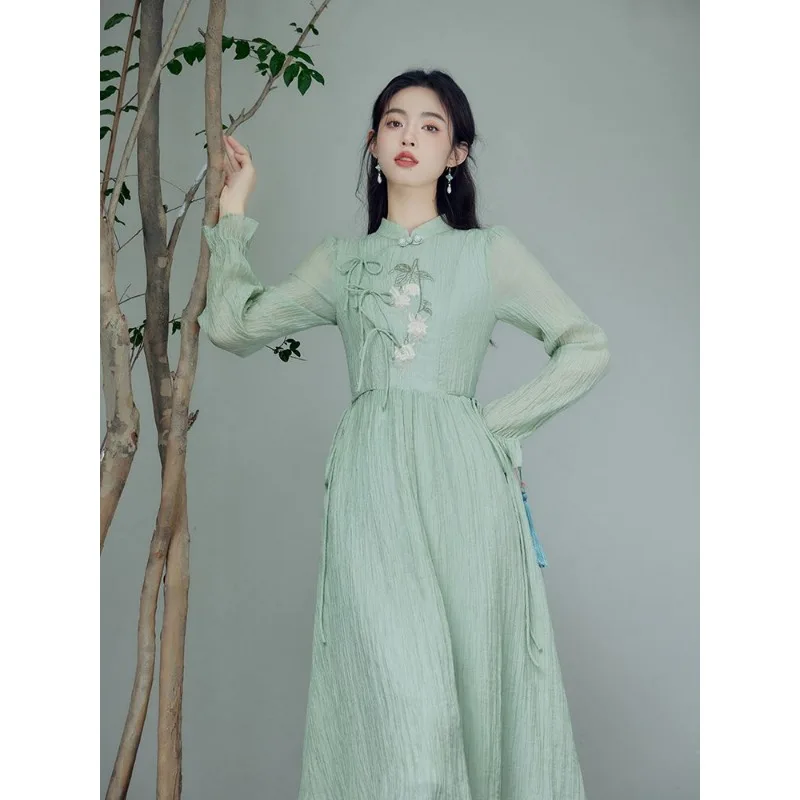 Женское китайское платье Cheongsam с воротником-стойкой и длинными рукавами зеленое