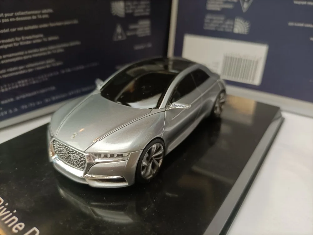 

1/43 Resin Simulation Car Model Norev Concept Car Citroen Divine DS Series 2014 High-end Collection Ornament Gift