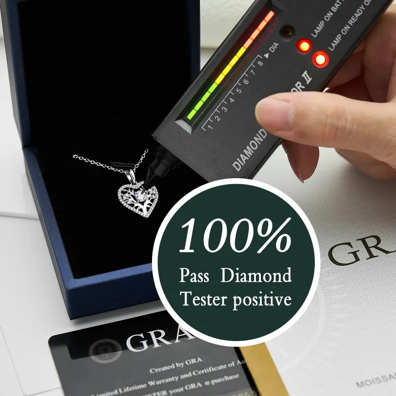 Подвеска из серебра с муассанитом 38-50 см