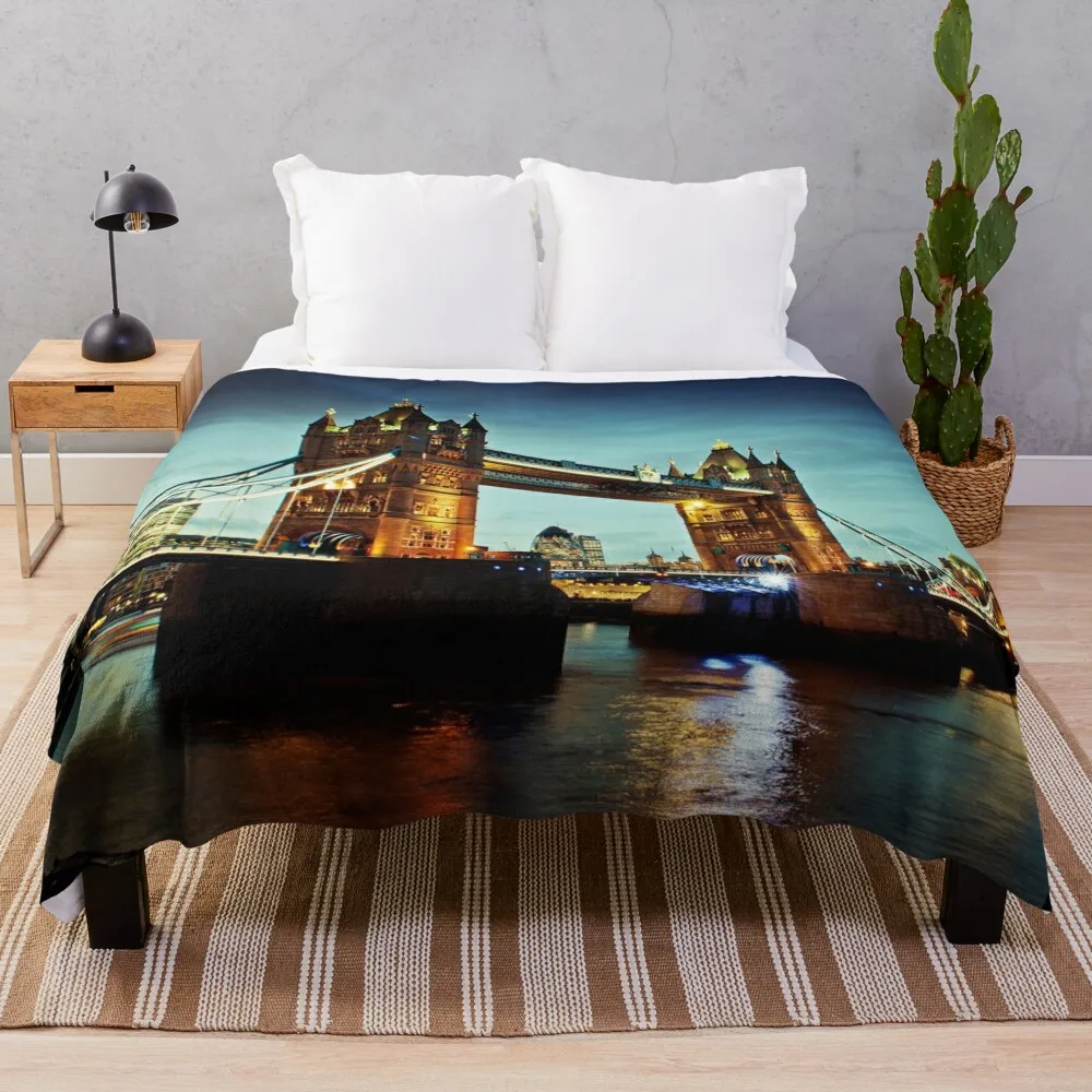Башенный мост River Thames Лондон Англия пледы для декоративного дивана