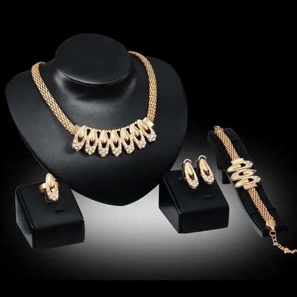 

4PCs Set Necklace Earrings Ring Bracelet Chunky Jewelry Set