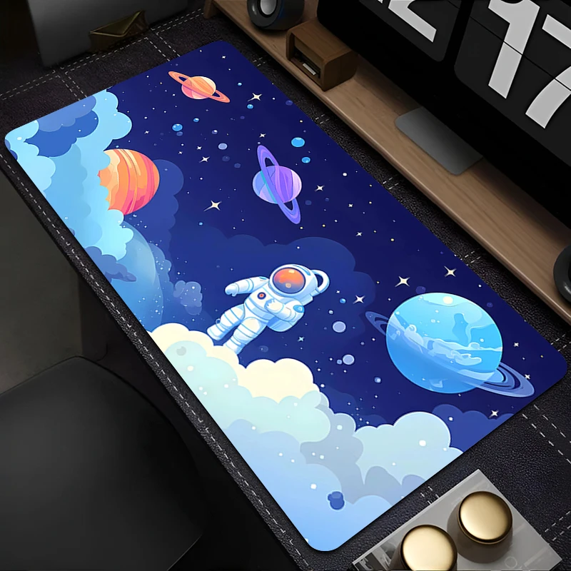 Фото Игровой коврик для мыши с космической тематикой, коврик для компьютера с астронавтами, нескользящий коврик из натурального каучука, милый настольный коврик для клавиатуры №2