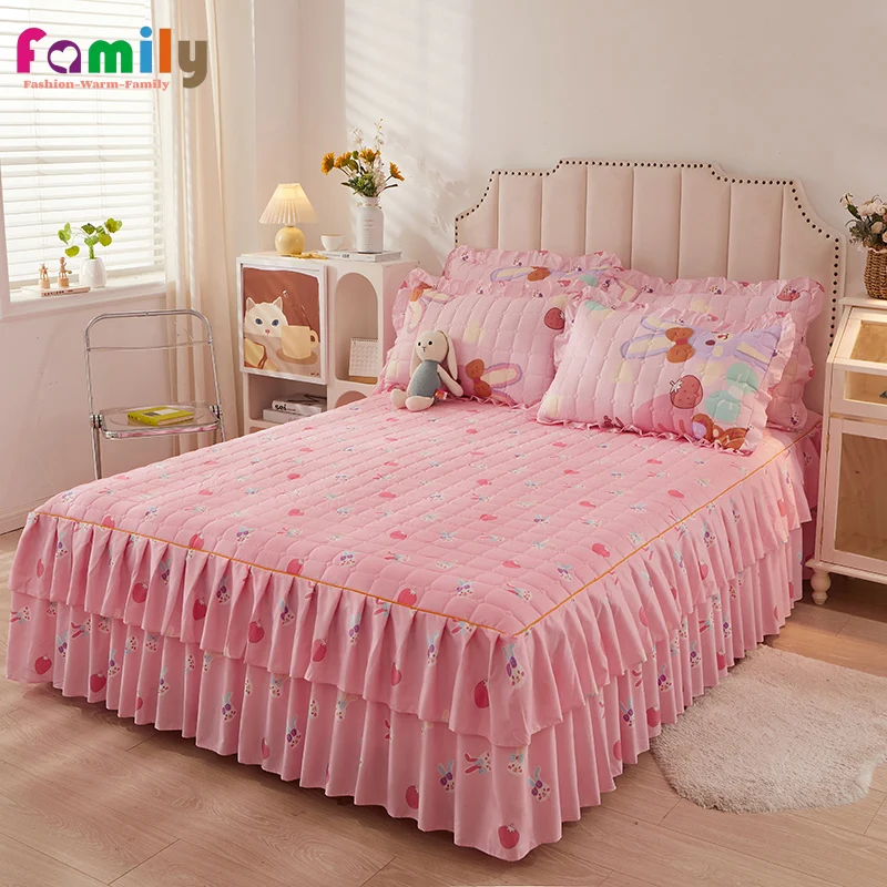 

Thick Quilted Floral Bed Skirts Sanding Lace Bed Cover Bedroom Non-Slip Mattress Cover Skirt Bedspreads Decorated Home Wedding