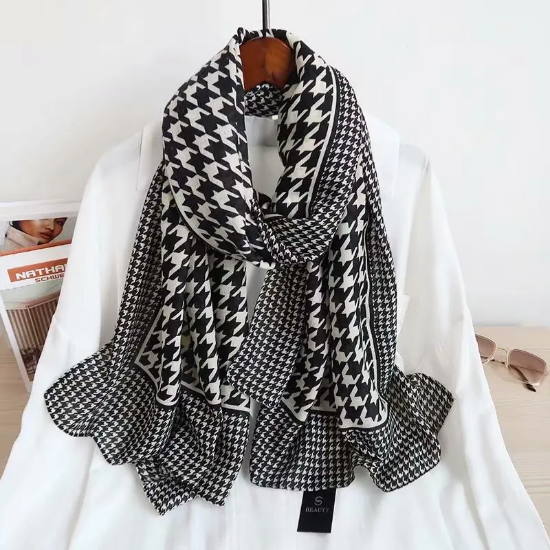 

2021 Winter Cotton Scarf Women Warm Plaid Houndstooth Design Scarfs Long Large Hijab Scarves Stoles Bandana Foulard Wraps Shawl