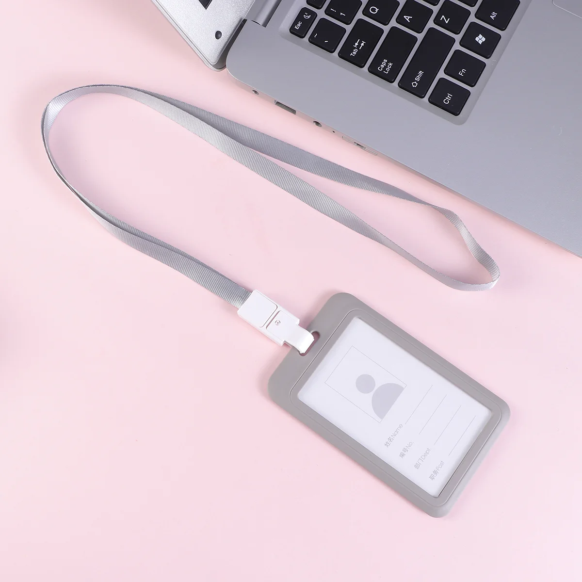 Рисунок 6 - Держатель для удостоверения личности с ремешком