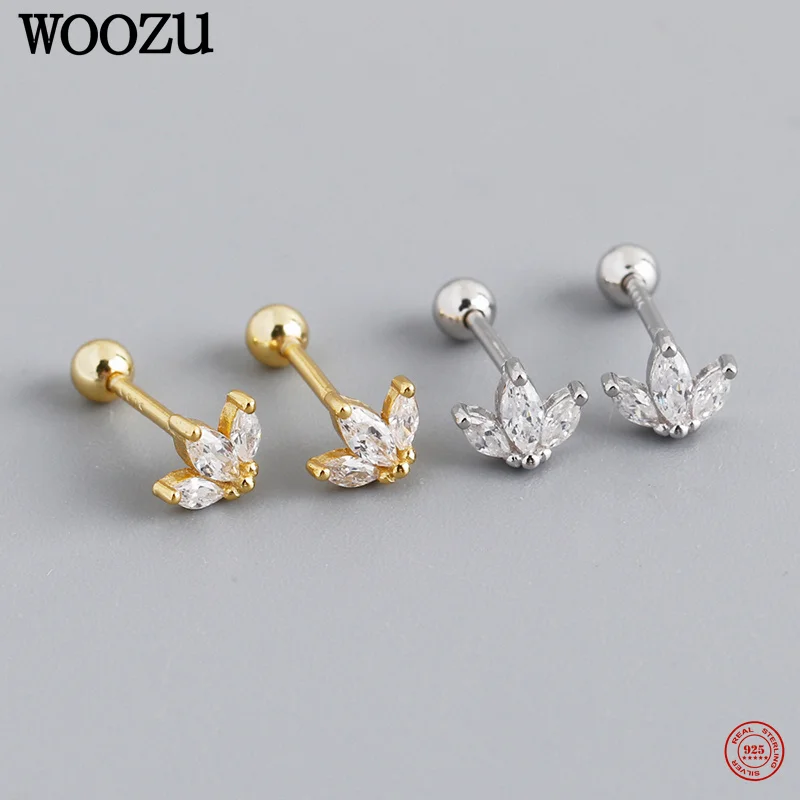 

Женские серьги-гвоздики из серебра 925 пробы, в виде короны