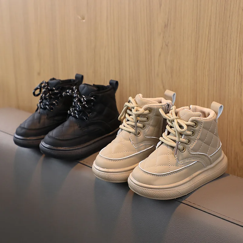 

Autumn New Children's Solid Color Front Lace Up Plaid Anti Slip Soft Sole Single Boot Girls' Fashion Leather Casual Short Boots