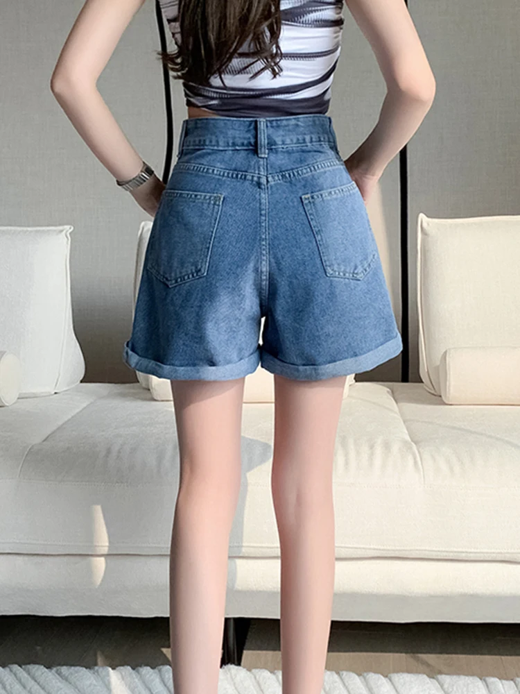 New Spring Summer Women Elastic Waist Loose Denim Shorts Streetwear Female Wide Leg Button Jeans Shorts Bottoms