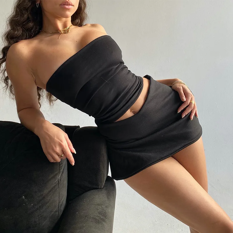 

European And American Style Women'S New Summer Fashion Sexy Casual Word Bandeau Topsuit Short Solid Color Cover Hip Skirt Set