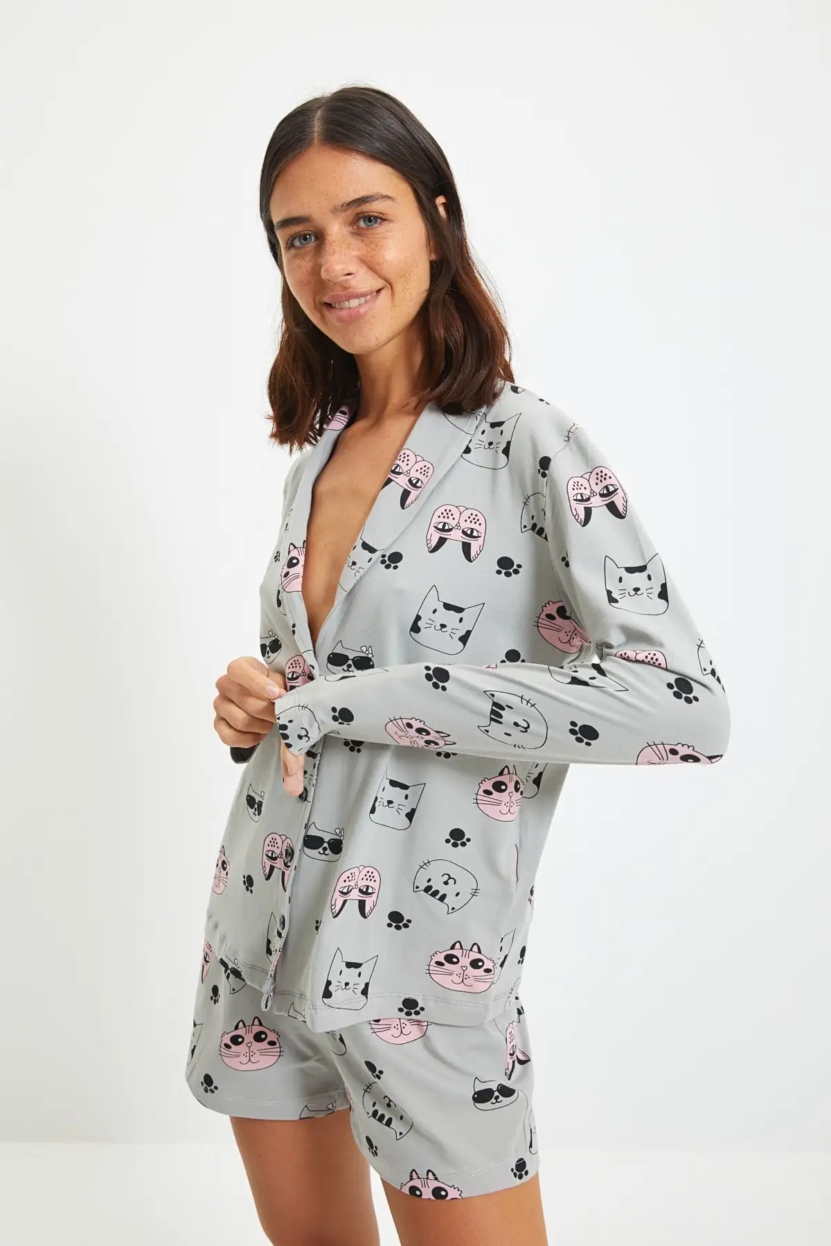 

Trendyol Printed Knitted Pajamas Set THMAW22PT0182