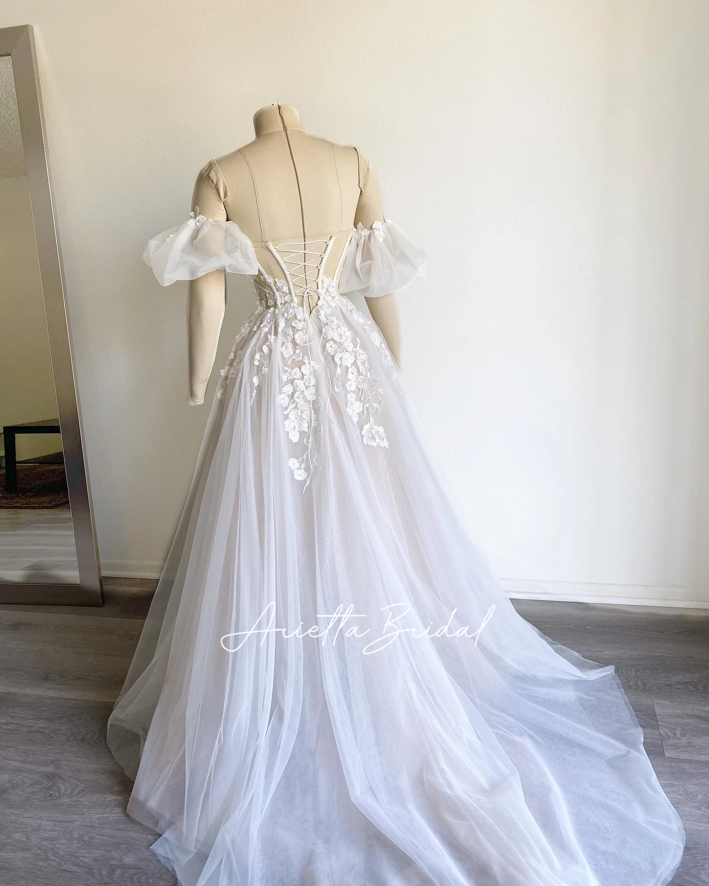 Arietta Тюлевые свадебные платья принцессы с цветочным принтом индивидуальные