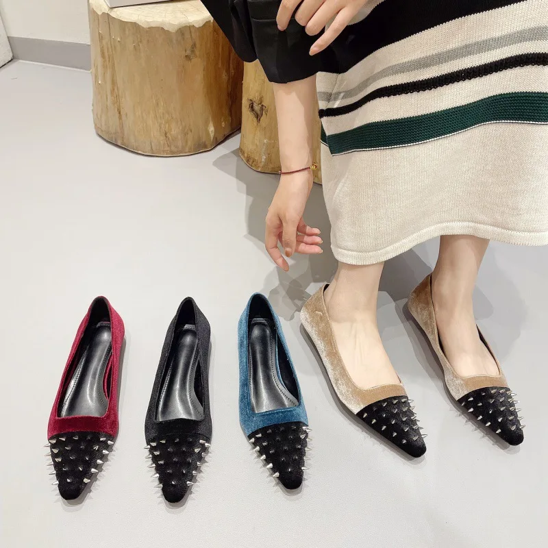 

BCEBYL 2023, новые модные туфли на плоской подошве, женские повседневные туфли с закрытым носком и заклепками на плоской подошве, женские туфли с ...