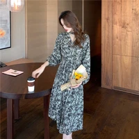 womens dresses 2022 fashion new v neck floral long sleeves bottoming chiffon waist over knee ladies a line skirt sj605