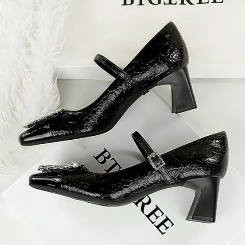 Обувь BIGTREE женские туфли-лодочки с металлическими украшениями и кристаллами