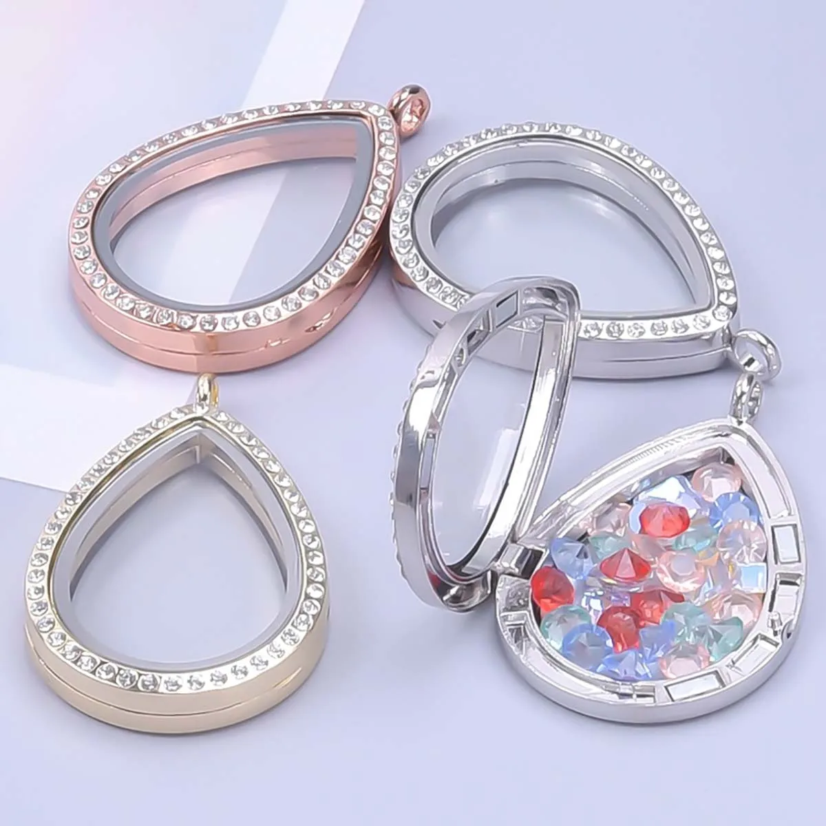 

2Pcs Alloy Pendant Rose Gold/Golden/Black/White Diamond-set Owl/Water Drop Glass Photo Boxes Openable for Jewelry DIY