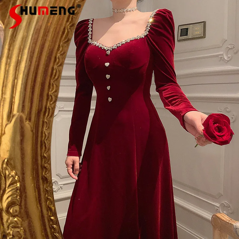 

2022 Autumn Solid Color Evening Clothes Velvet French Retro Long Dress Heavy Industry Beads Long Sleeve Elegant Party Midi Dress