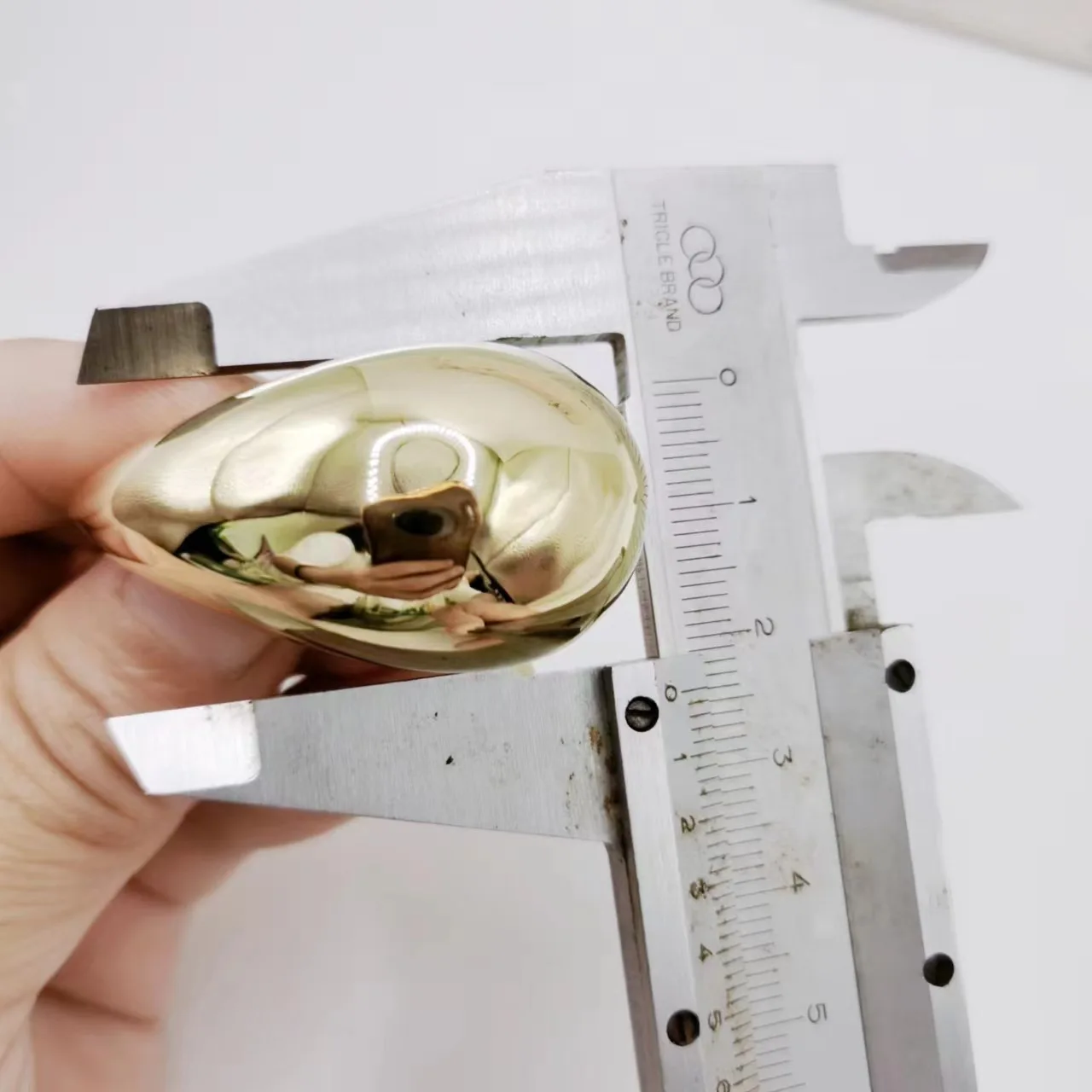 New Metal Huge Size 4CM Droplet Water Drop Earrings for Women Girls Exaggerated Fashion INS Oversized Chunky Jewelry