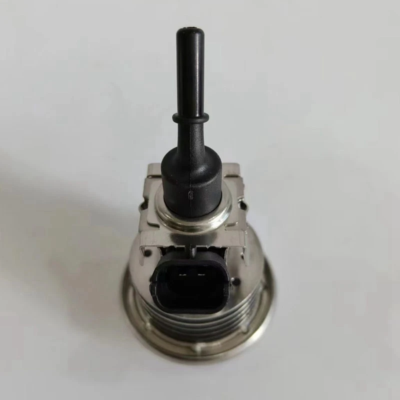 Auto Urea Injector Diesel Exhaust Fluid For Range Rover Discovery 3.0L Vehicle 04440210431 LR062819 LR134710