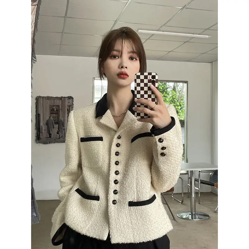 

Chic Elegant Tweed Jacket Woman Fall 2023 Button Up Cropped Coat Female Spring Autumn Apricot Long Sleeve Business Outwear E111