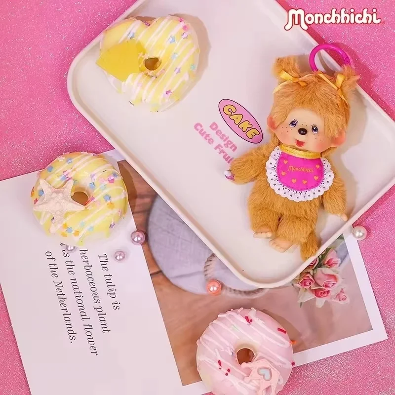 Фото Новая оригинальная плюшевая фигурка Monchhichi: Золотистый ретривер с банданой в форме сердца и косичками, мягкая плюшевая кукла, подарок, игрушка, брелок №4