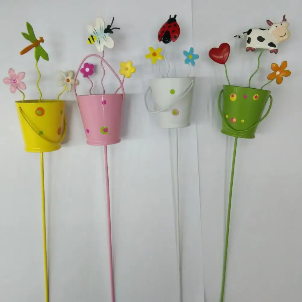 

Eye-catching Iron Precisely Detail Painted Bucket Flower Pot Picks for Yard