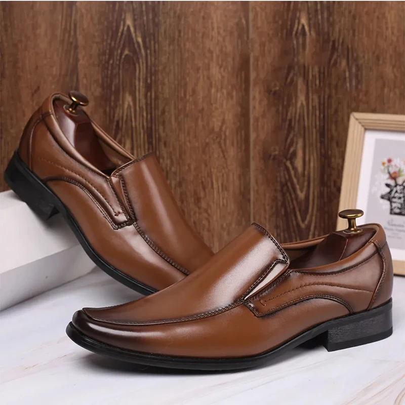 Men's Casual Leather Shoes Youth Business Spring And Autumn One Foot Pedal Large Wear-Resistant And Odor Proof Men's Shoes