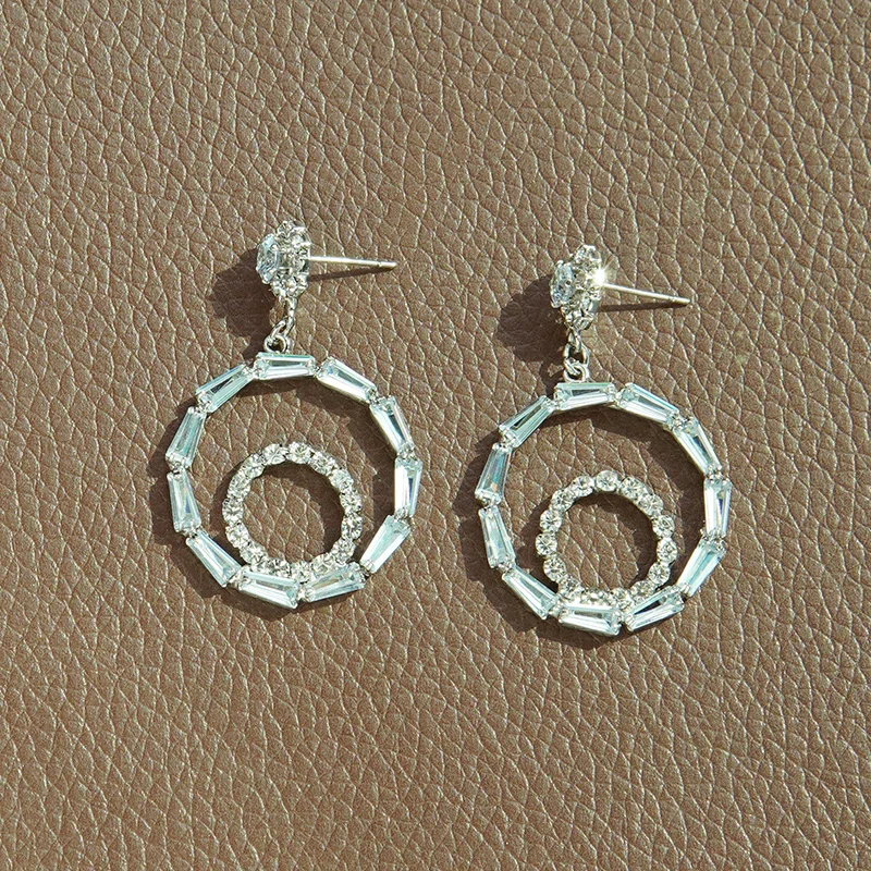 Новые большие серьги-кольца со стразами и цирконием для женщин интернет-красный