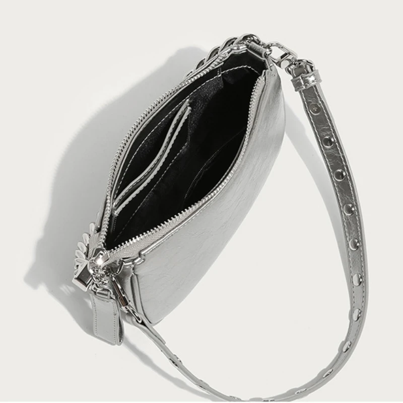 Fashion Silver Y2K Shoulder Bag for Women Luxury Designer Chains Underarm Bag Luxury Female Crossbody Bags Summer New Arrivals