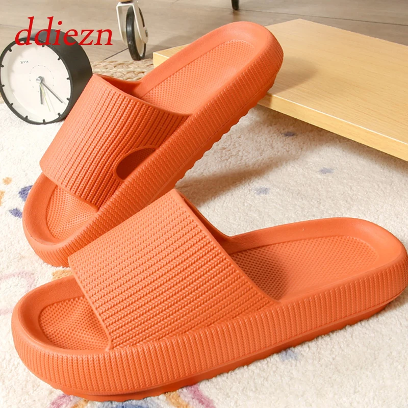 

Сланцы женские на платформе, пляжные шлепанцы, удобная выразительная обувь для дома, летние Тапочки