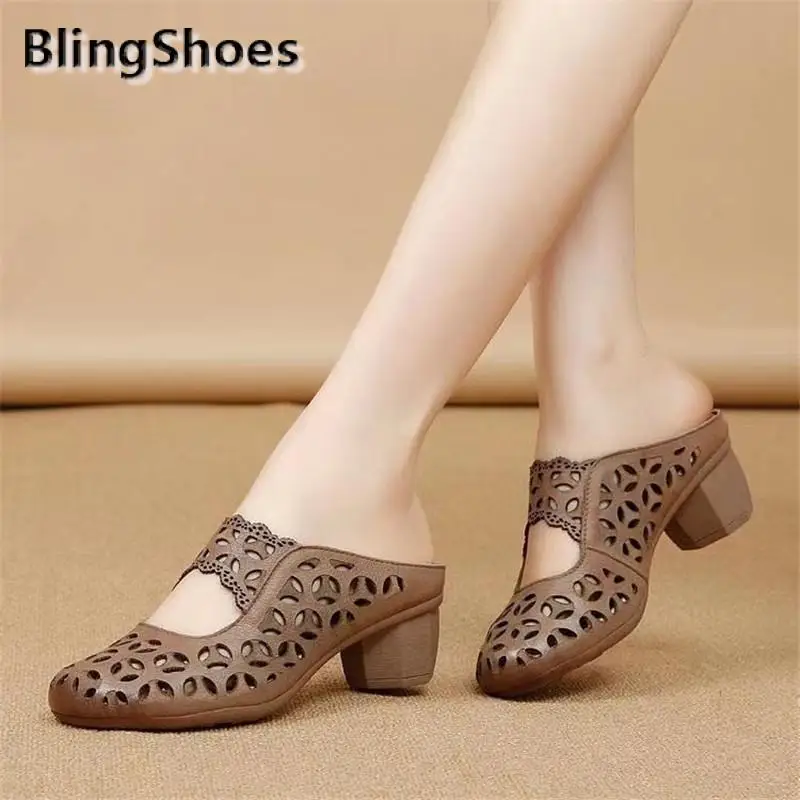 

Summer Sandals Women High Heels Hollow Out Retro Low Heel Slippers Pu Leather Slip On Fashion Female Footwear Sandalias De Mujer