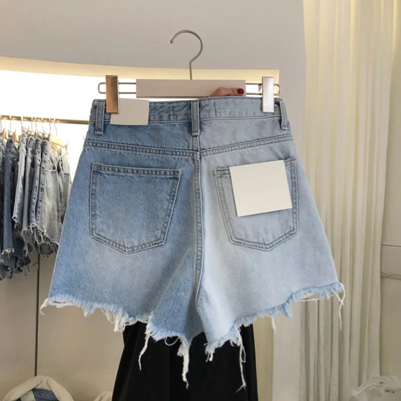 2021 Spring Summer Women Loose Skinny Denim Shorts Female Patchwork Button Short Jeans Light Blue High Waist Mini Shorts Tassel