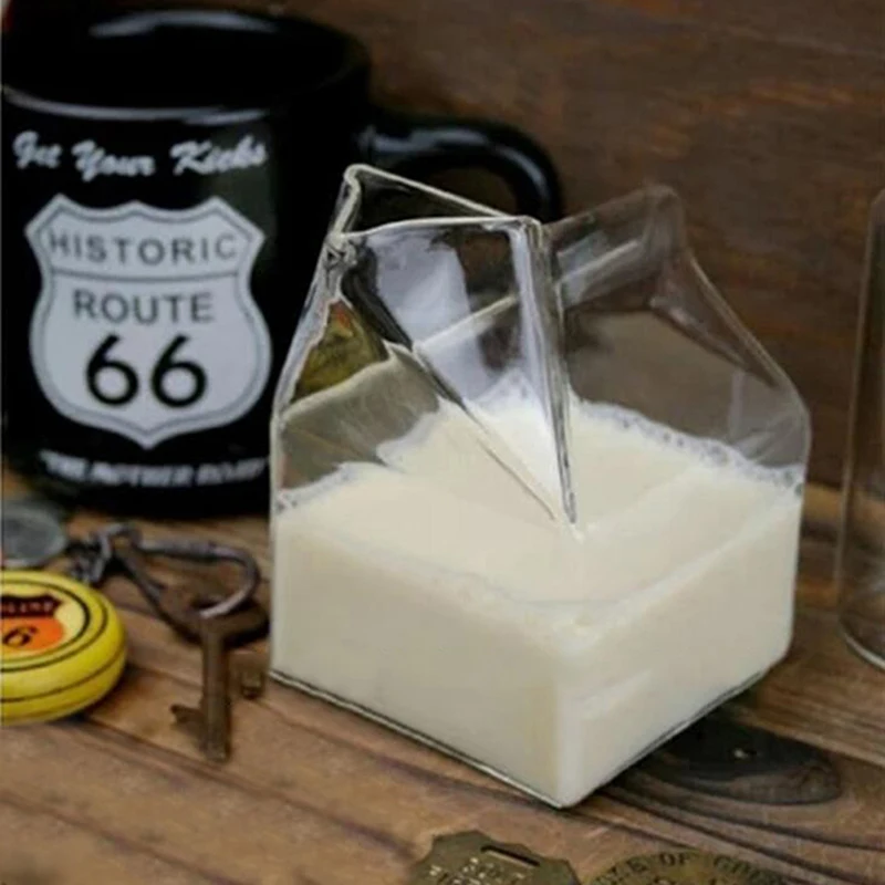 1Pc 300ML Half Pint Milk Carton Style Creative Mini Creamer Jug Glass Milk Mug （-20 to 180 degrees）