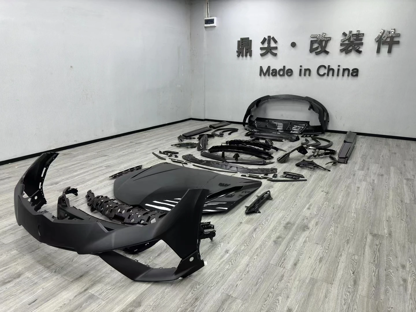 FLDZ из углеродного волокна передние и бамперы для автомобиля крылья спойлер фара