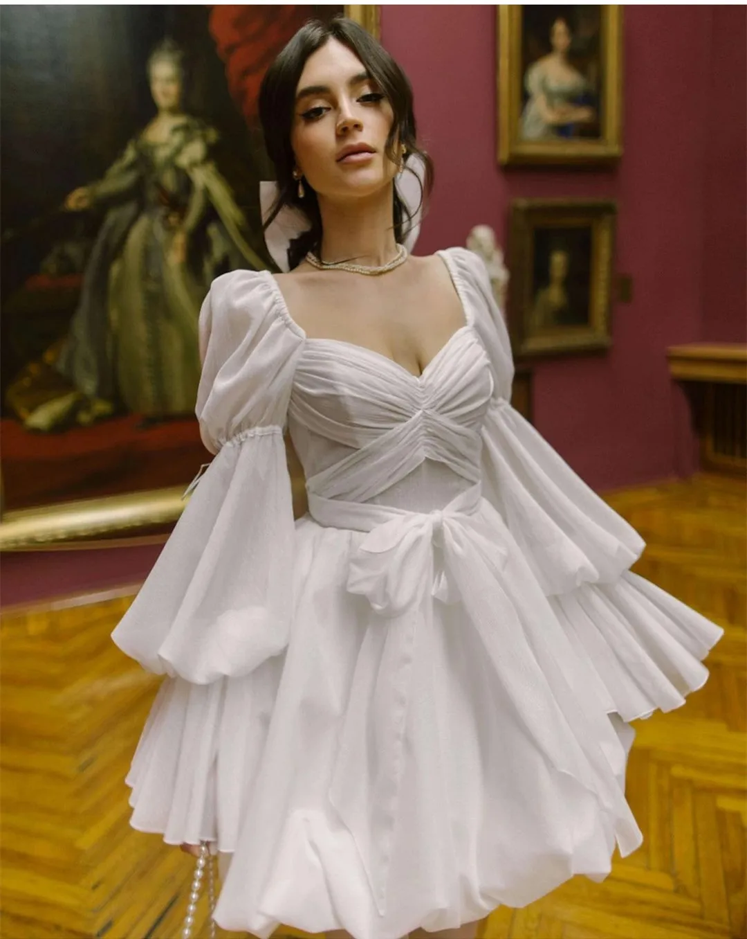 

Платье Свадебное ТРАПЕЦИЕВИДНОЕ из тафты с рукавом, до колена