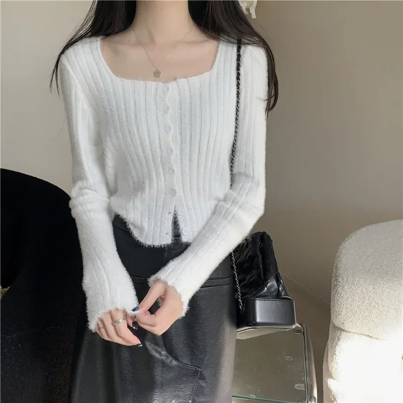 Женский трикотажный топ с квадратным вырезом укороченный длинным рукавом из