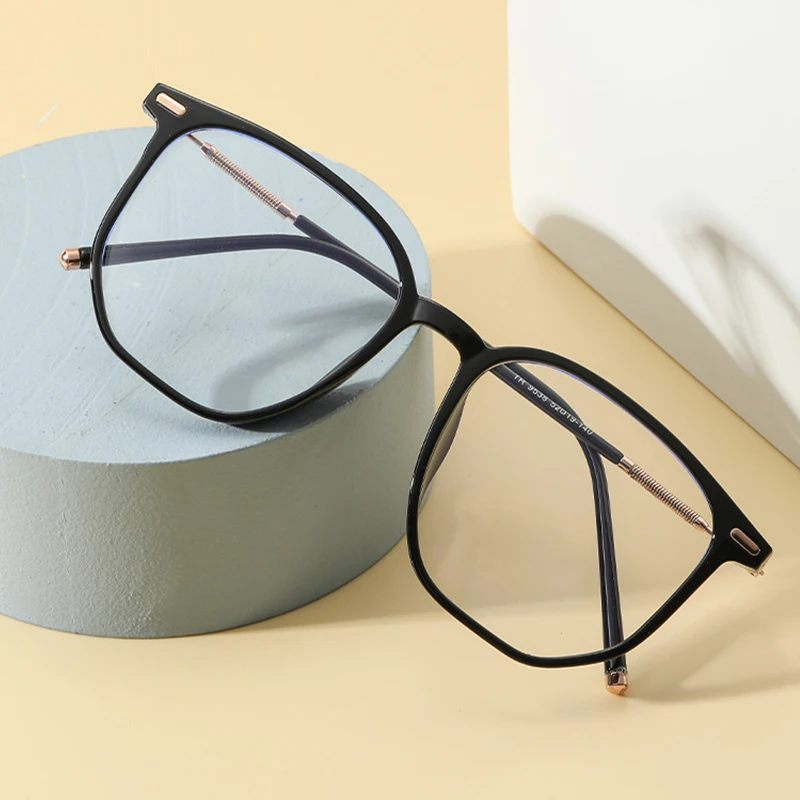 

Fashion Luxury Transparent Computer Glasses Frame Women Men Anti Blue Light Eyewear Brand Designer Optical Spectacle Eyeglasses