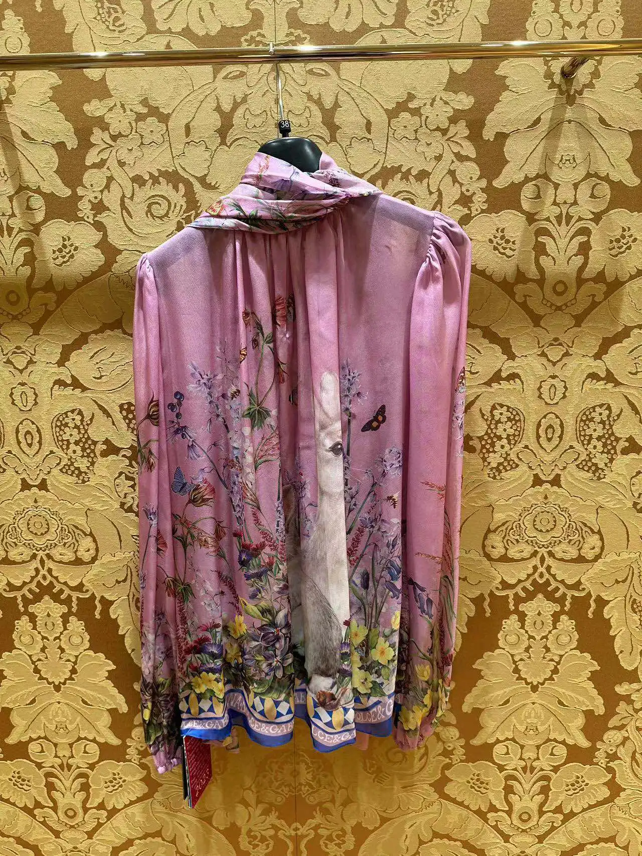 

2023 spring limited edition rabbit purple silk blouse Sicily Luxury Runway
