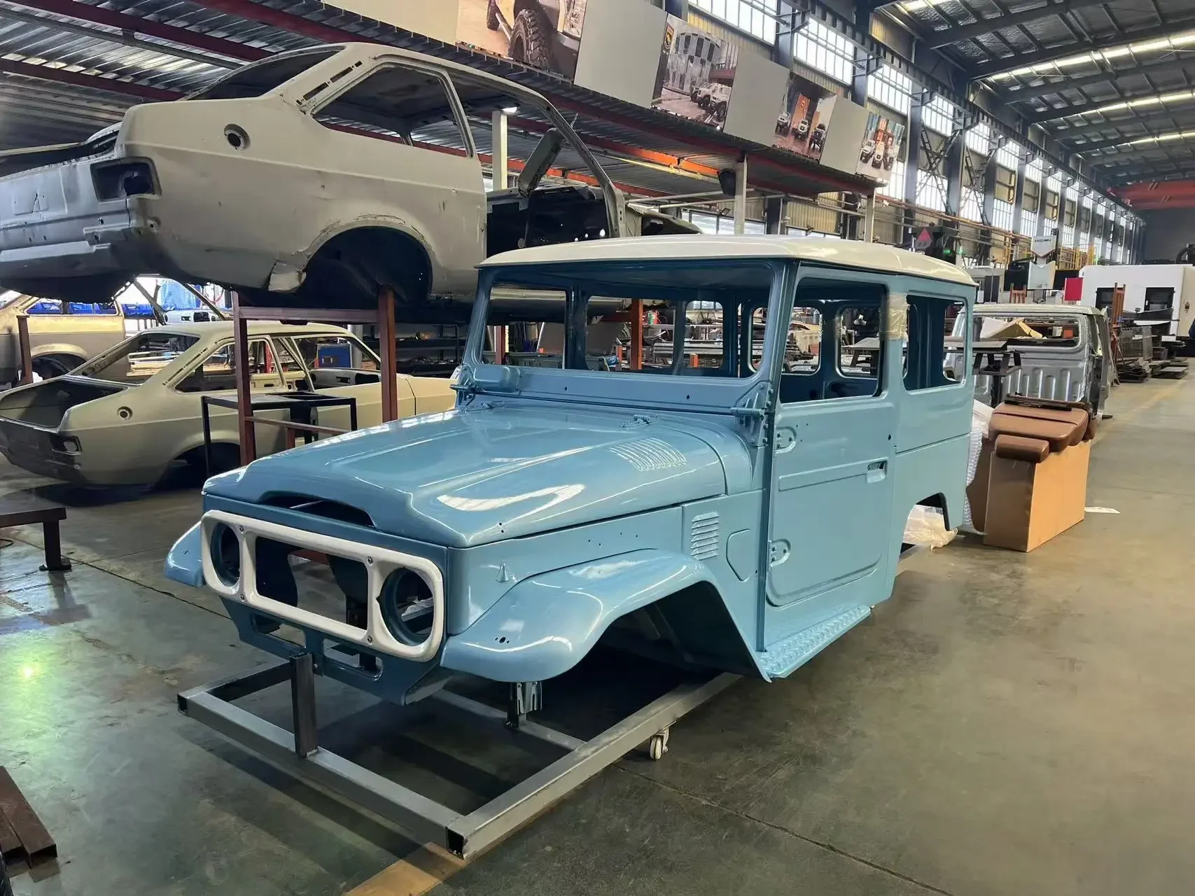 Для Toyota FJ43 BJ44 полная индивидуальная реставрация окрашенные двери кабины