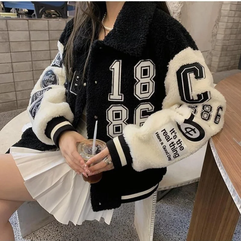 

Women's lamb wool jacket, loose Y2K wild coat, baseball uniform coat, with informal seams, autumn and winter fashion, new in