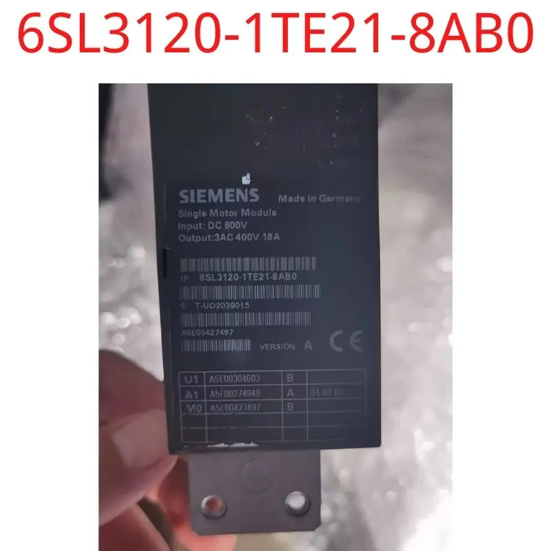 

used Siemens 6SL3120-1TE21-8AB0 SINAMICS Single Motor Module input: 600 V DC output: 400 V 3 AC, 18 A test ok
