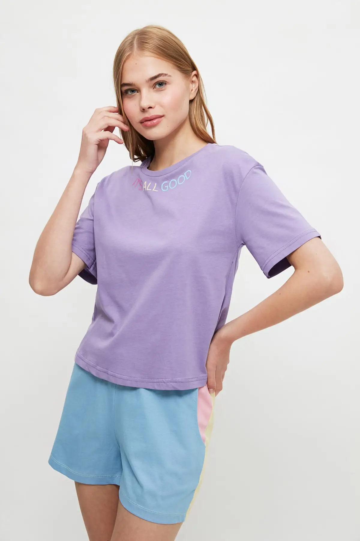 

Trendyol With Color Block The Tagline Knitted Pajamas Set THMSS21PT1046