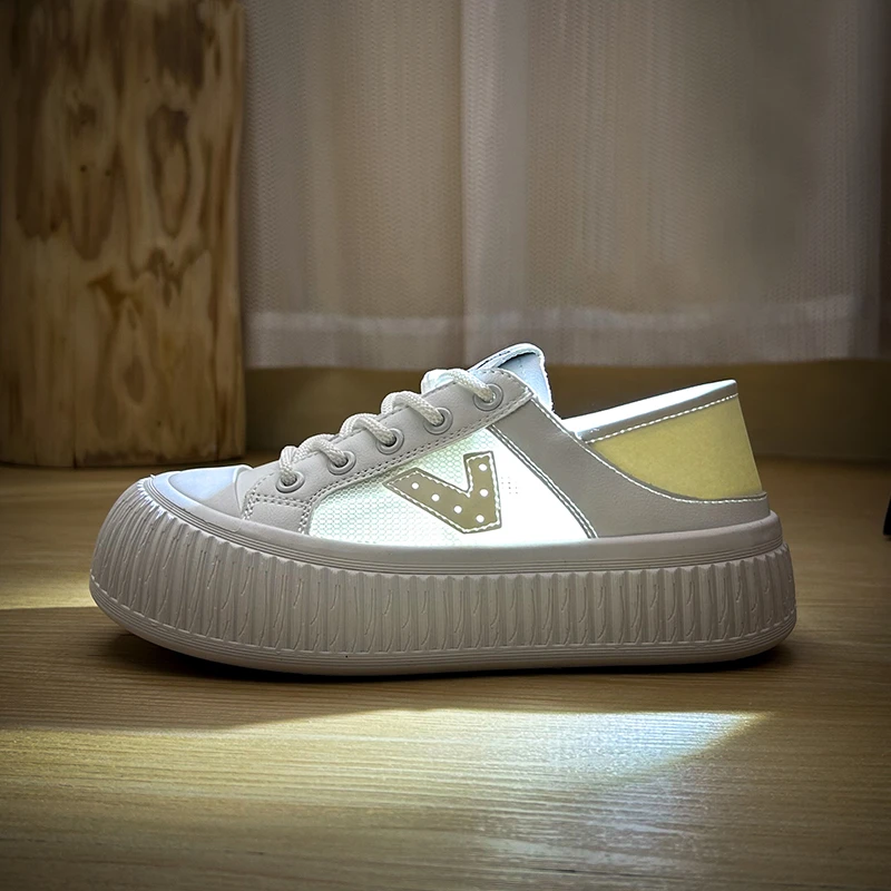 2023 Mesh Breathable White Shoes Women's Anti slip Sports Shoes Sunlight Color Changing Women's Fashion Mesh Casual Shoes