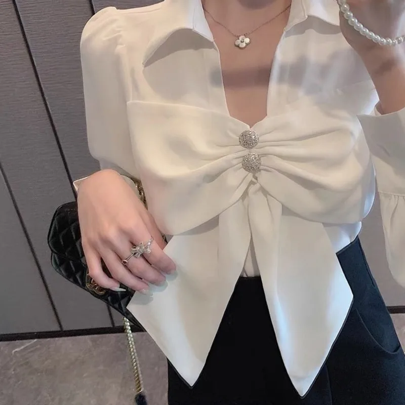 

Kio V-neck Long Sleeve Blouses Women's Clothing 2022 Korean Fashion White Shirts Ladies Tops Elegant Bow Chiffon Blusas De Mujer