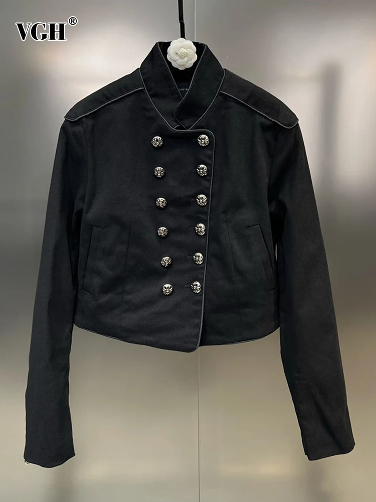 

Женское двубортное пальто на молнии с воротником-стойкой