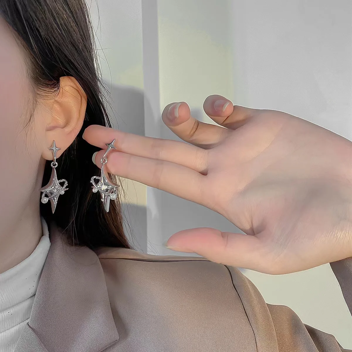 

Star Dangle Earrings for Women Simple Hip Hop Earrings Ins Sweet Cool Dangle Earrings Fashion Jewelry Korean Earrings Wholesale