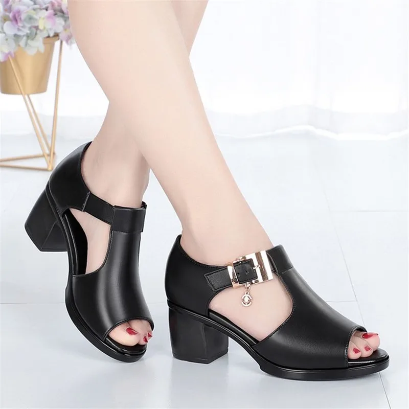 

2021 Women Sandals Summer Heel Fashion Sexy Fish Mouth Hollow Roman Sandals Thick with Beaded High Heels Female Sandals