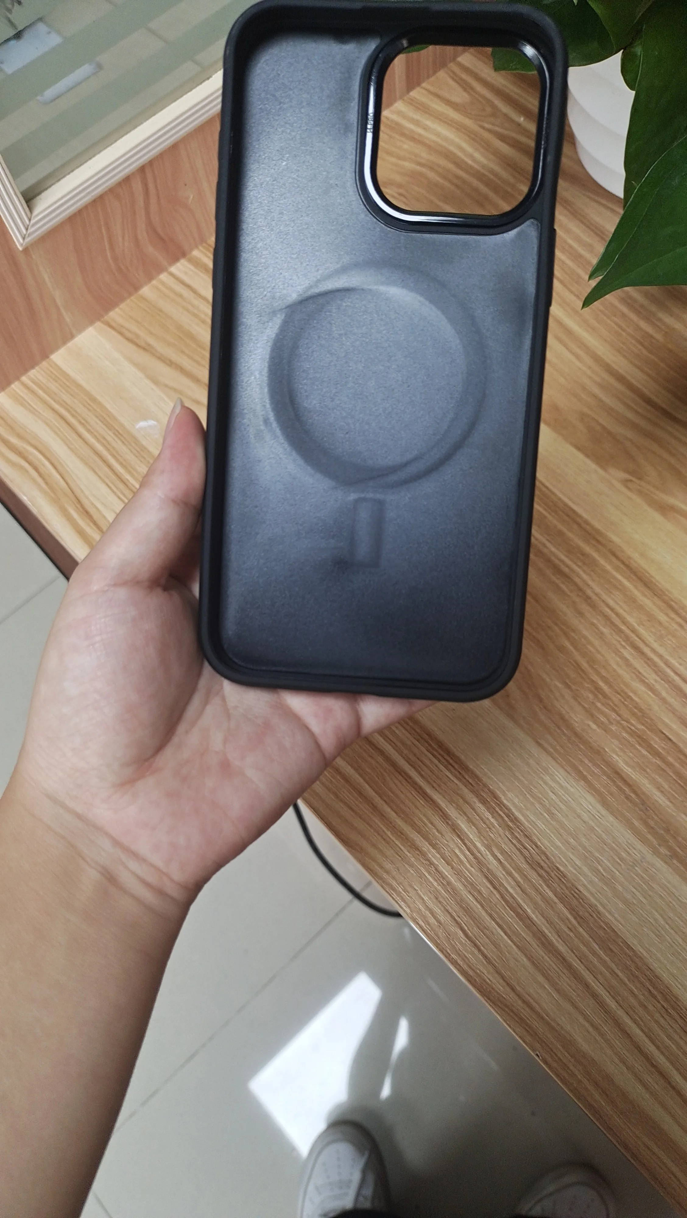 Фото Чехол для телефона Magsafe Full Bloom Navy с цветочным принтом для iPhone 16, 16e, 16 pro, 16 pro max 16 plus №3