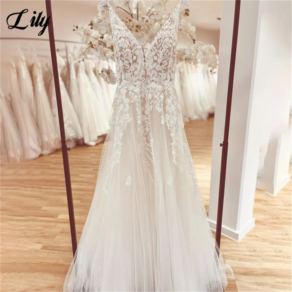 

Lily Spaghetti Strap Charming Wedding Dress Elegant Appliques Lace Wedding Gown Bridal Dress Sexy Bridal Gown vestido novia