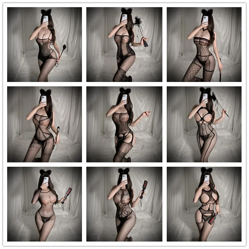 Облегающий сетчатый комбинезон с глубоким V-образным вырезом и открытой спиной